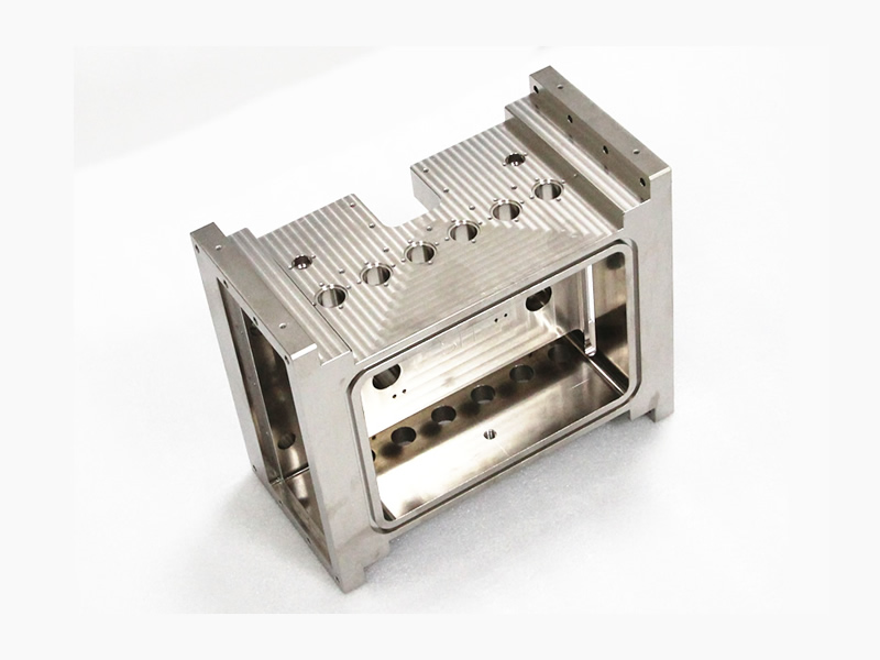 精密CNC機(jī)加工